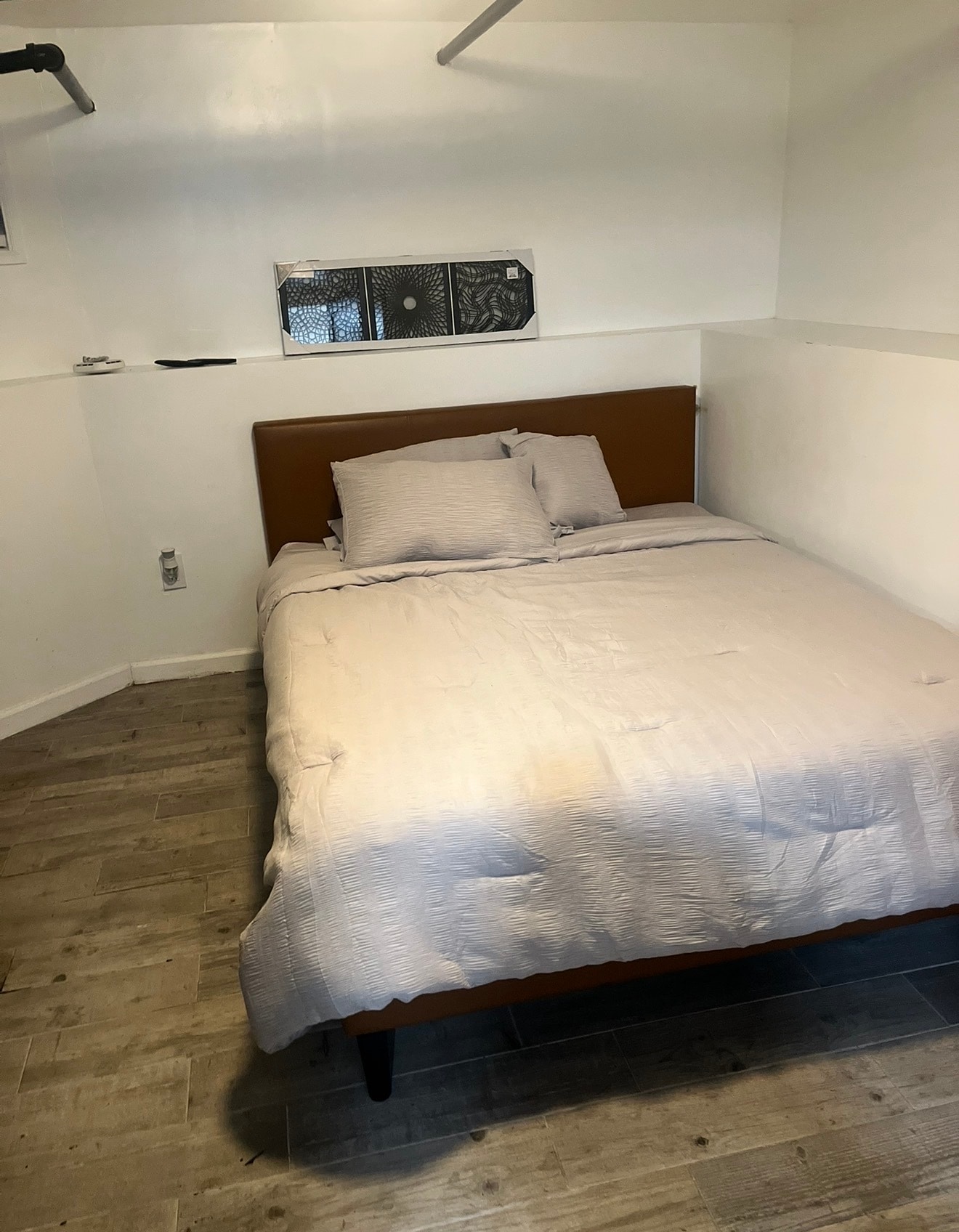 Building Photo - 176 Park Ave