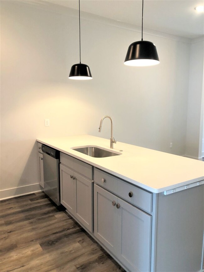 Building Photo - 2 Bedroom NEW Construction off Old Jeffers...