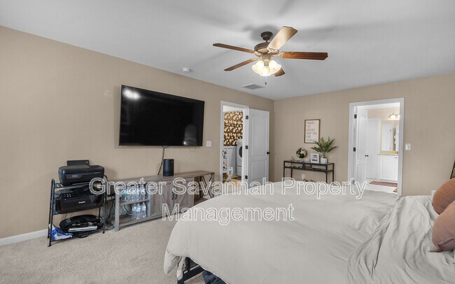Building Photo - 113 Greystone Dr