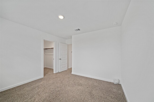 Building Photo - 3815 Pierce Pl Ln