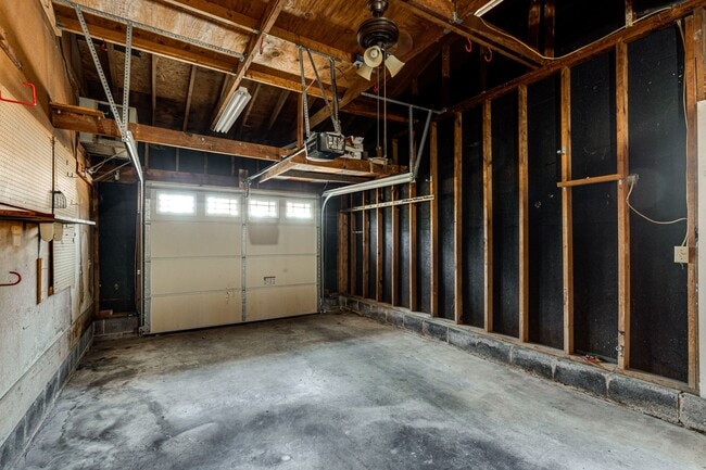 Building Photo - Ranch Style 3 bedroom 1.5 Bath for rent!