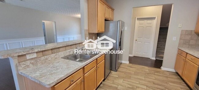 Building Photo - 996 Maple Leaf Dr