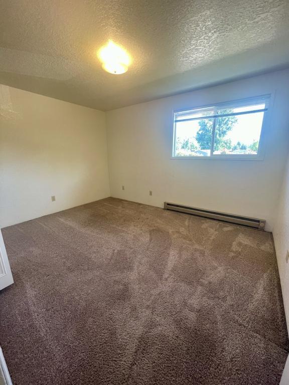 Building Photo - 133 Taft Dr
