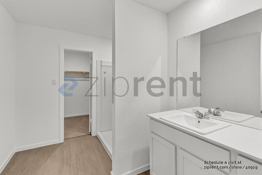 Building Photo - 6163 Bayberry Brk