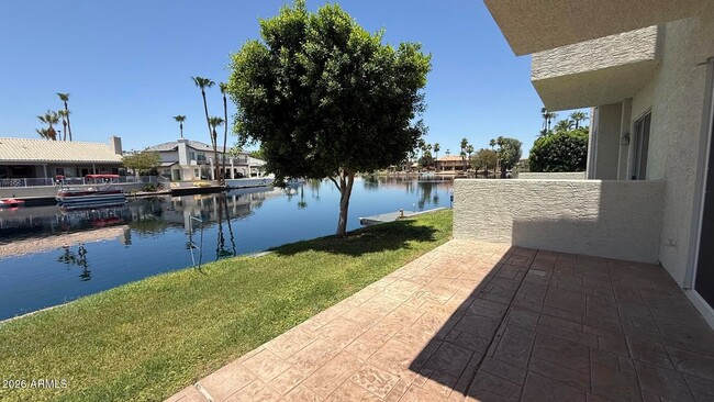 Building Photo - 1442 W Coral Reef Dr