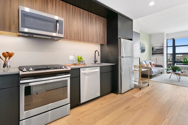 Building Photo - 329 E 132nd St