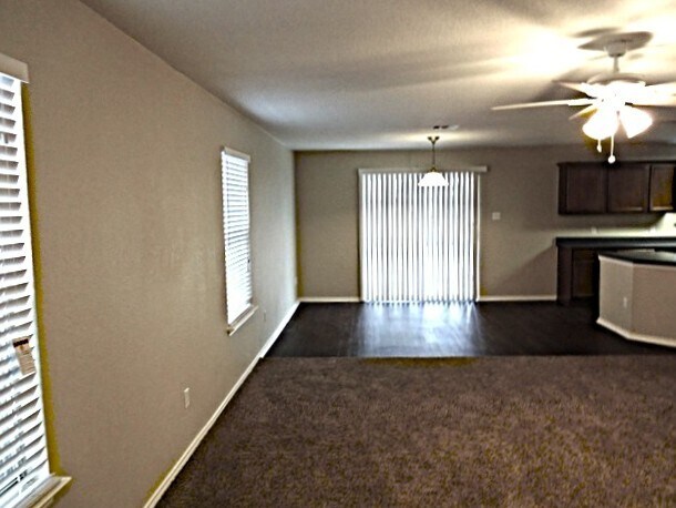 Building Photo - 13209 Thome Valley Dr