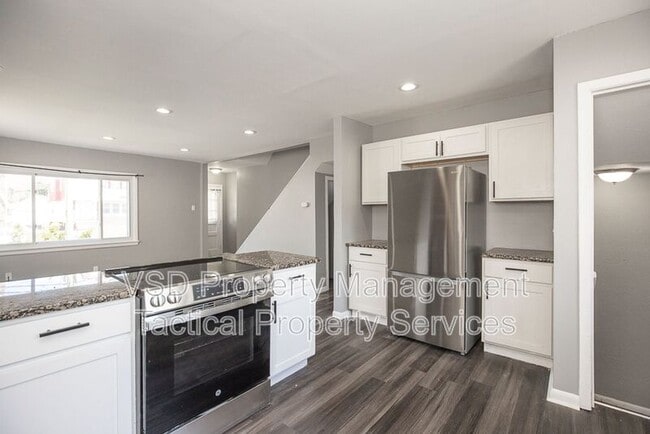 Building Photo - 17932 Neff Rd