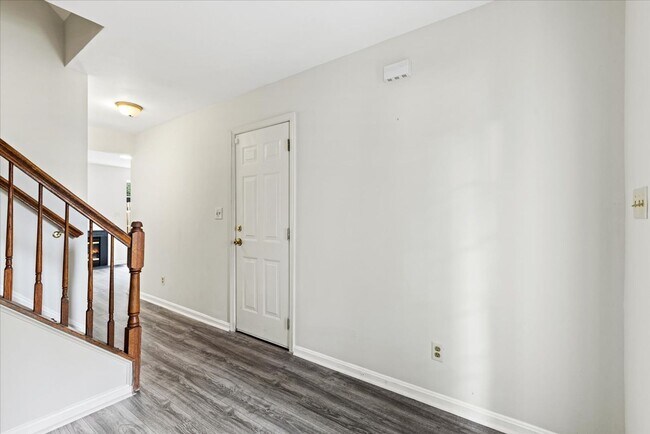 Building Photo - COMING SOON- 3 Bedroom 2 Half Bath Townhome in Spotsylvania