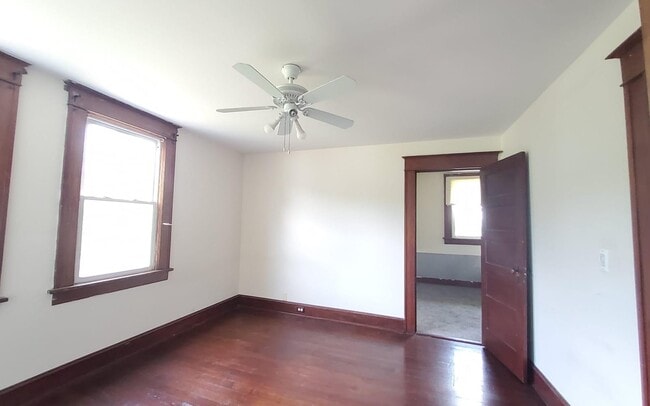 Building Photo - 351 Harriman Heights Rd