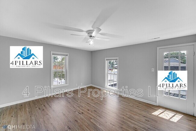 Building Photo - 162 W Commercial Ave