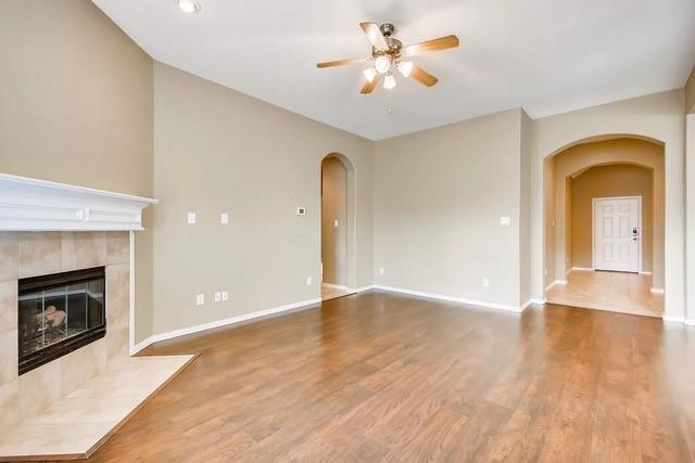 Building Photo - 1400 Chestnut Dr