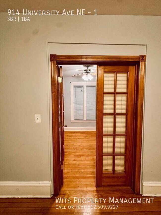 Building Photo - 914 University Ave NE