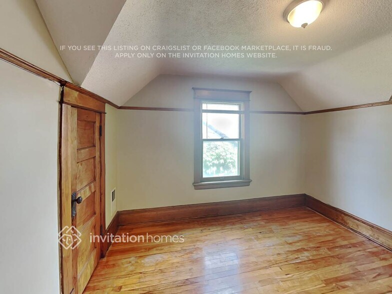 Building Photo - 1330 Dayton Ave