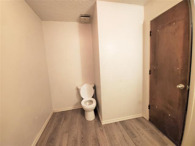 Building Photo - 1002 Mulkey Ln