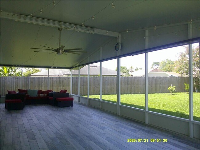 Building Photo - 86 Veracruz Ave
