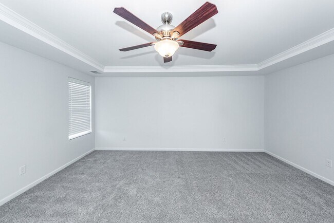 Building Photo - 5 Bedroom 3 Bath Home in Cane Bay Plantation - Summerville