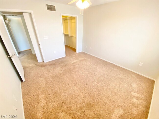 Building Photo - 1909 High Valley Ct