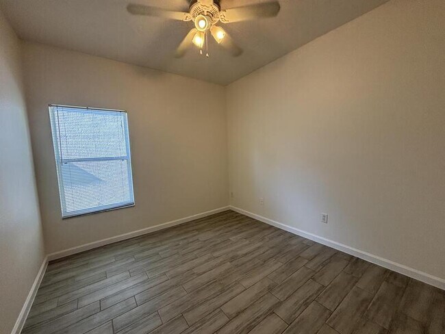 Building Photo - 10245 Cypress Trail Dr