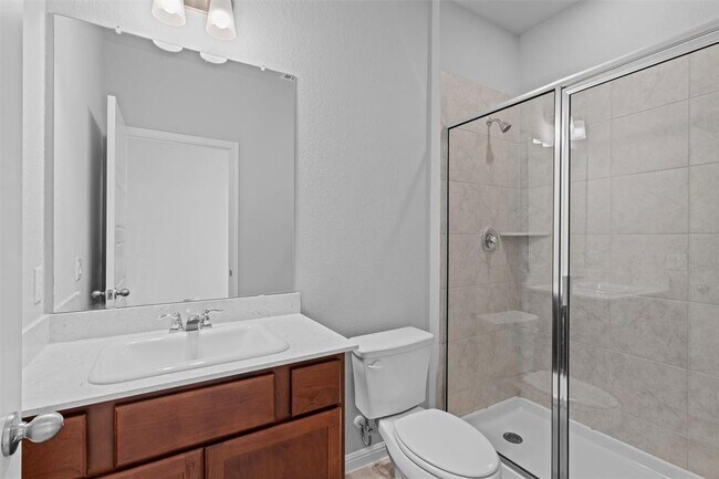 Building Photo - 453 Gaida Loop
