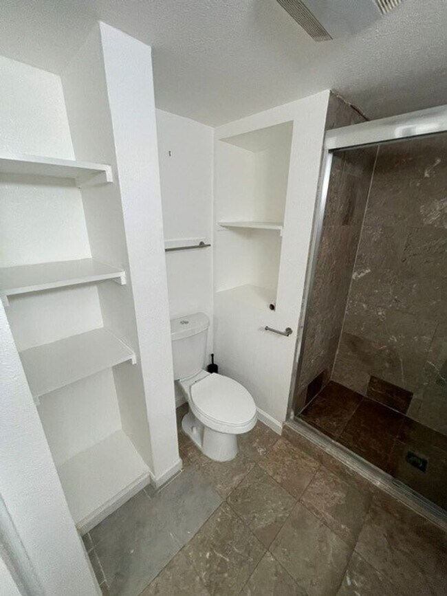 Building Photo - 4720 O'Bannon Dr