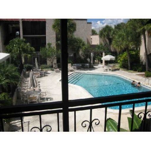 Building Photo - 5304 W Kennedy Blvd