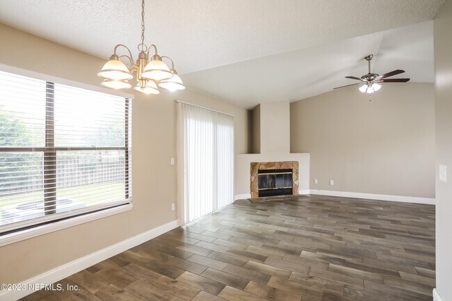 Building Photo - 8117 Fort Lee Trail