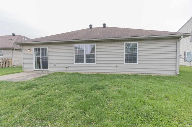 Building Photo - 4920 Penrose Dr