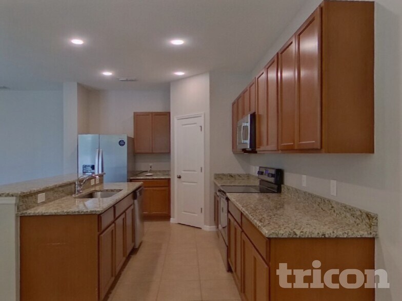 Building Photo - 3208 Macintosh Rd