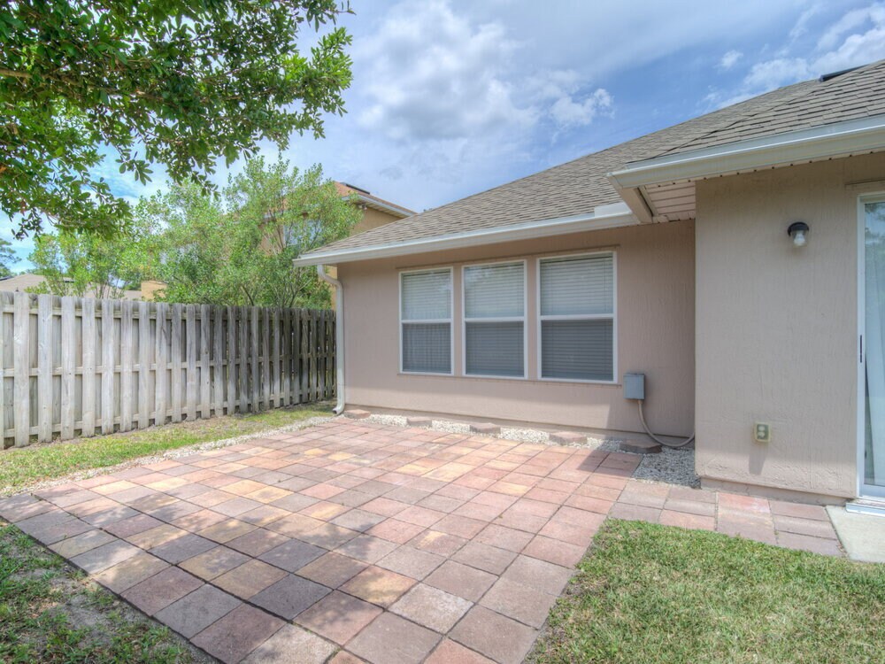 Building Photo - 3852 Cedar Bluff Ln