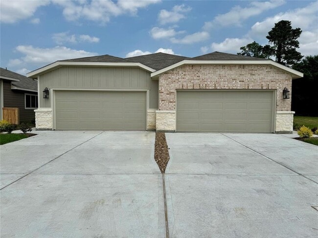 Building Photo - 25508 Starling Ln