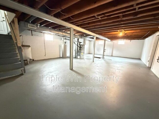 Building Photo - 17 St Genevieve Ct