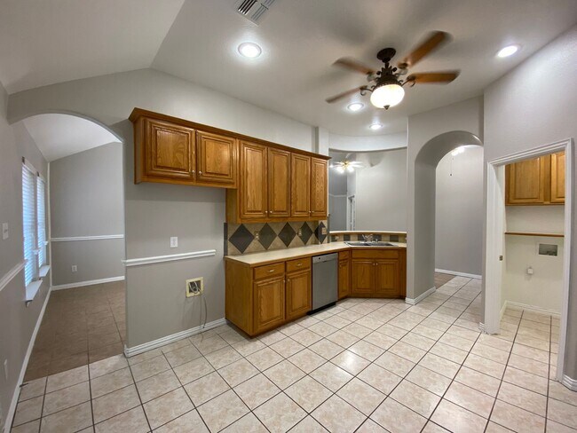 Building Photo - "Fort Worth Texas Homes for Rent"