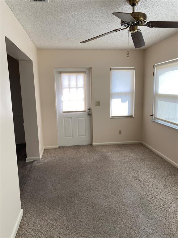 Building Photo - 8666 SW 92nd Ln