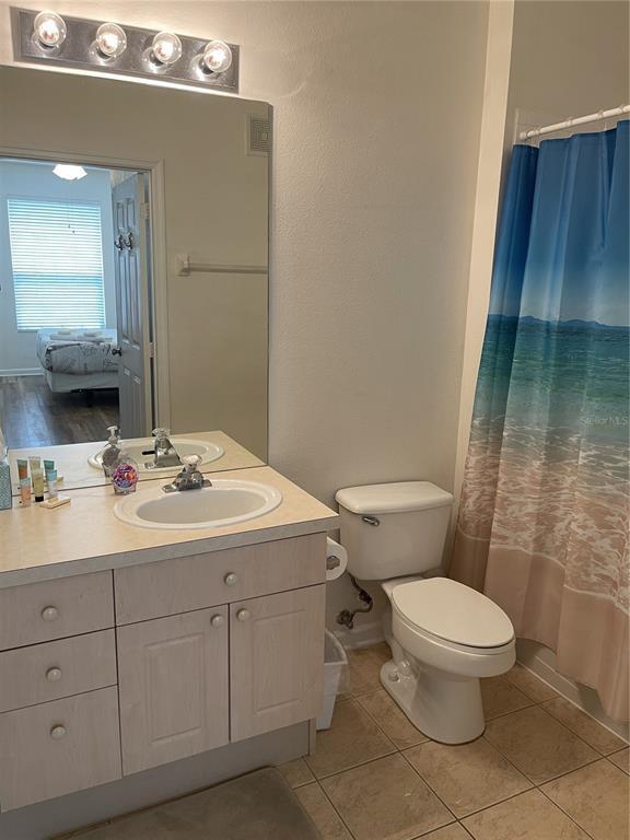 Building Photo - 2306 Silver Palm Dr