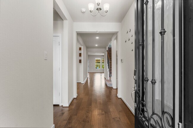 Building Photo - 3850 Chapman Bluff Dr