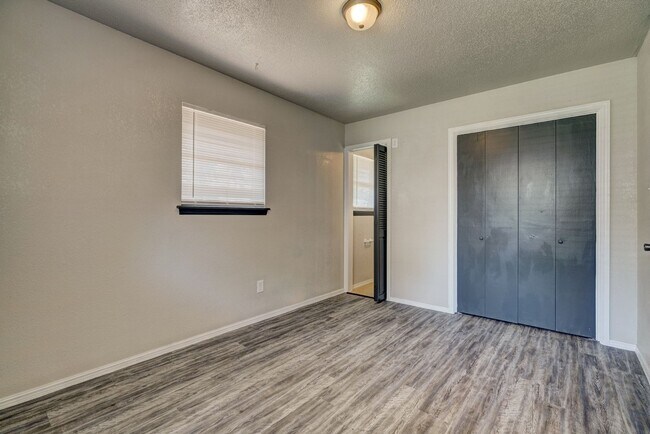 Building Photo - 3 Bed 1.5 Bath Norman