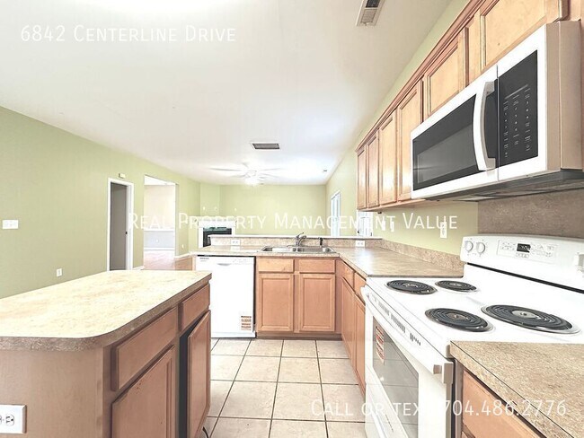 Building Photo - 6842 Centerline Dr