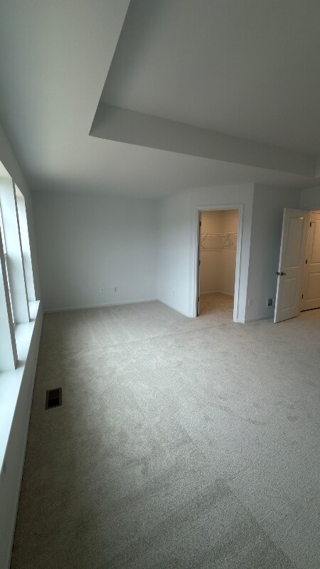 Building Photo - 624 Tracy Wy