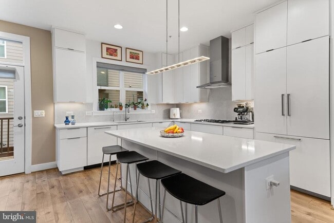 Building Photo - 3533 Bellflower Ln