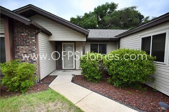 Building Photo - Ranch Style Home in Niceville