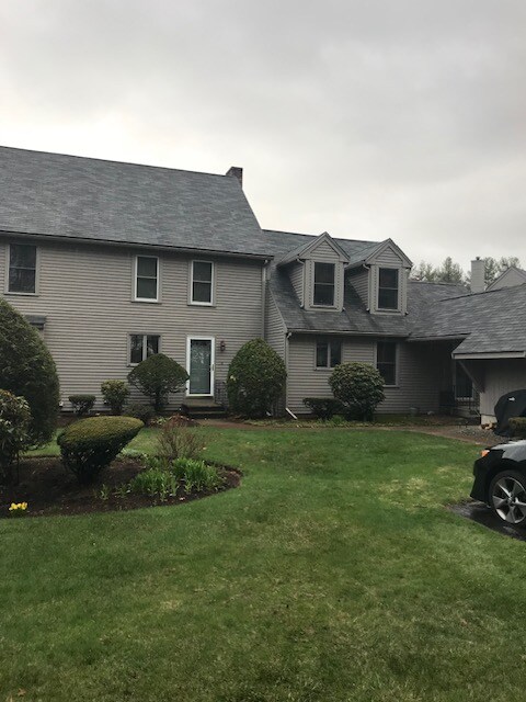 Primary Photo - 14 Veterans Rd