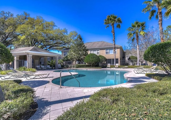 Building Photo - 9818 Fan Palm Way
