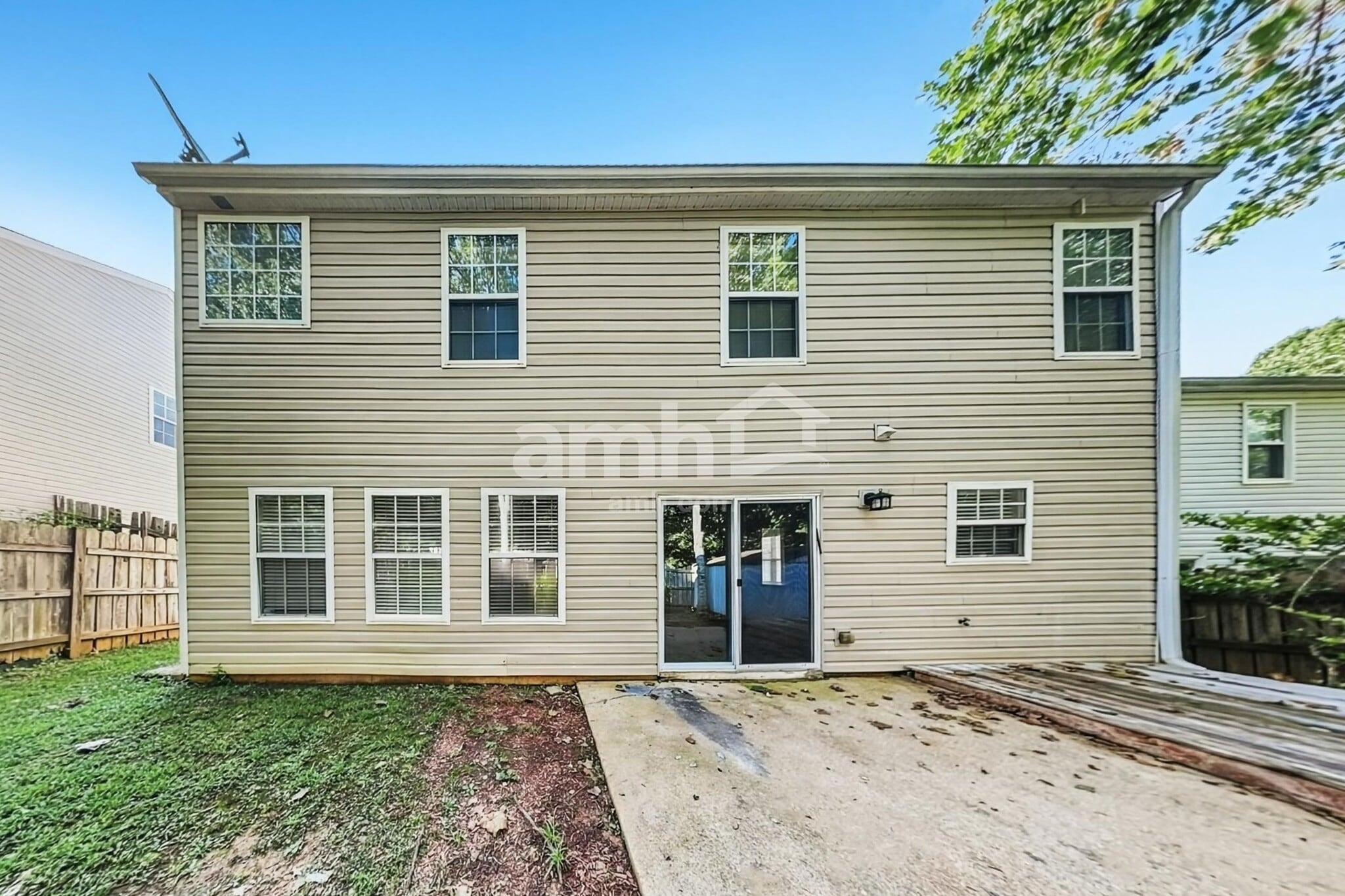 Building Photo - 218 Wild Flower Ln