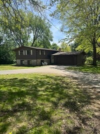 Building Photo - 7705 E Rockton Rd