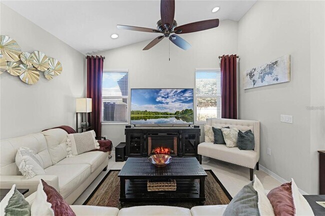 Building Photo - 1112 Narcoossee Del Sol Blvd