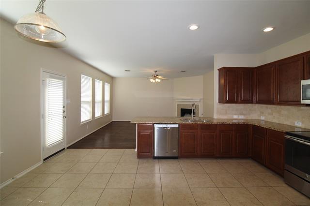 Building Photo - 209 Clydesdale St