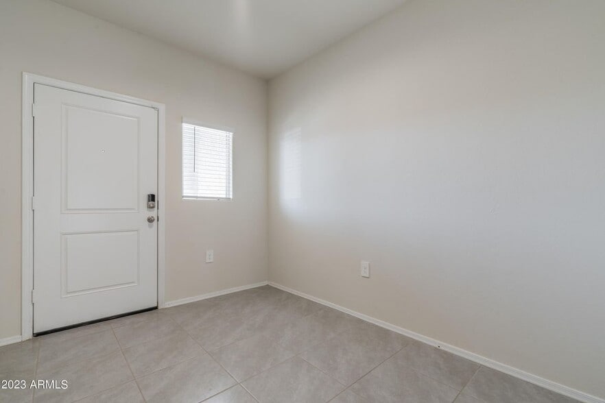 Building Photo - 5206 Gummite Dr