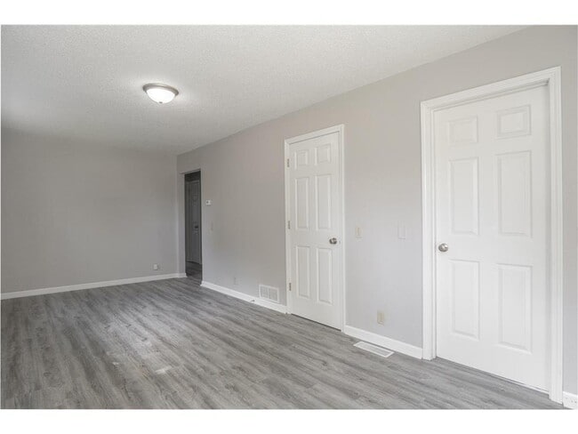 Building Photo - 1183 Edgerton St