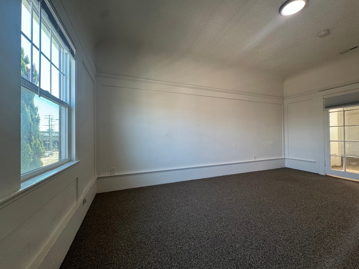 Building Photo - 3641 West St